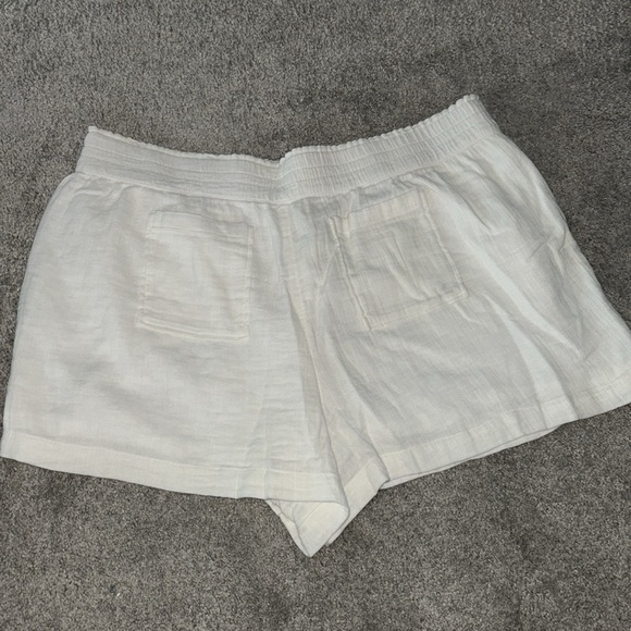 Loft - white shorts - cotton/gauzy  size XL - Picture 2 of 5